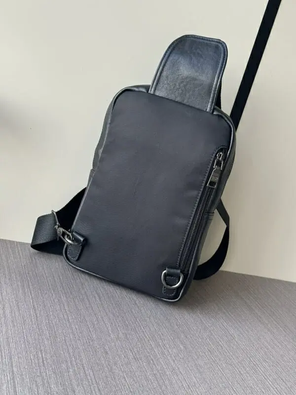 prada aaa homme mini sac a main s_123bab31